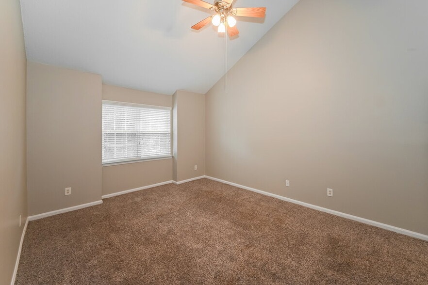 Building Photo - 7526 Fallow Ln