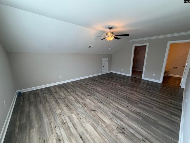 Building Photo - 764 Ruskin Dr