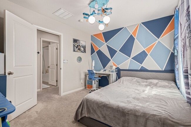 Building Photo - MODERN DESIGNED 4-BED, 3-BATH HOME IN SOUT...