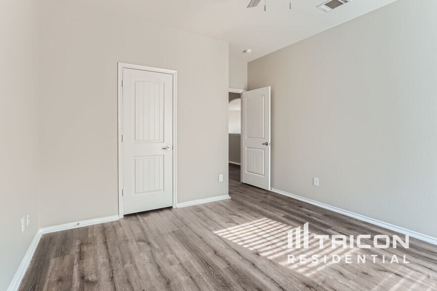 Building Photo - 3621 Spring Run Ln