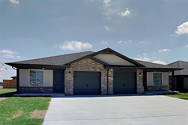 Primary Photo - 11323 Breckenridge Ln