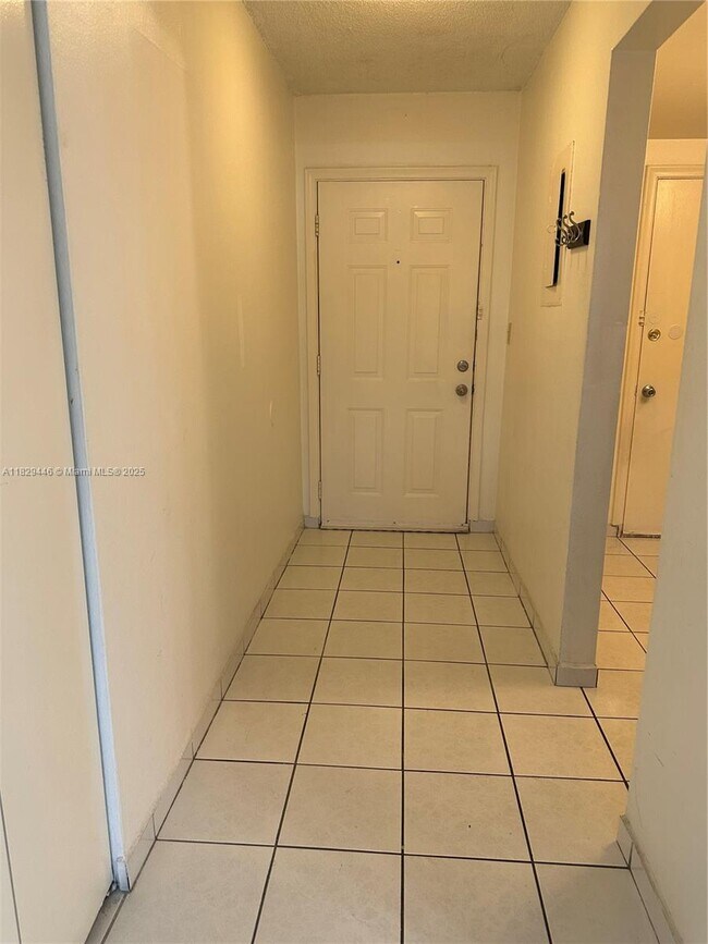 Building Photo - 9972 SW 88th St