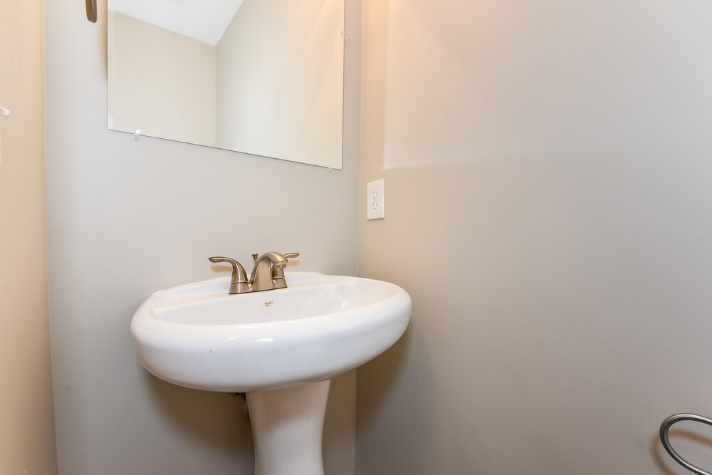 Building Photo - 2900 Summer Hollow Ct