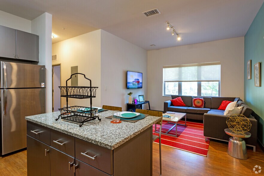 Onyx Apartments 444 W College Ave Tallahassee FL 32301 Apartment Finder