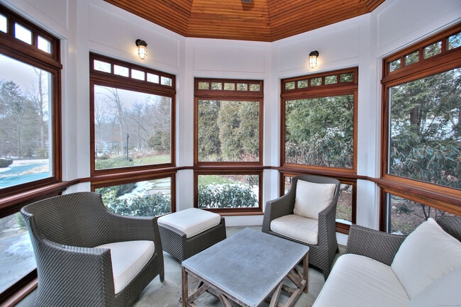 Building Photo - 15 Catamount Rd