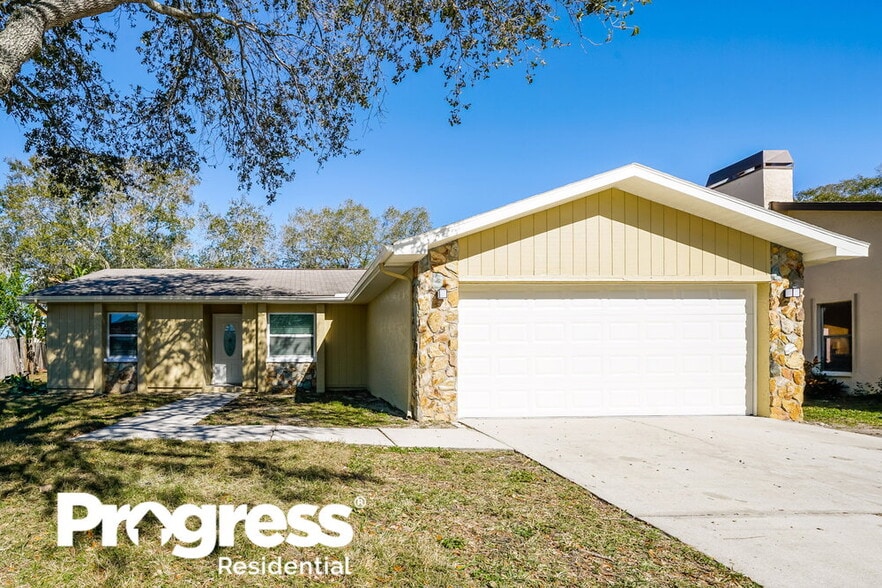 Primary Photo - 224 Whisper Lake Rd