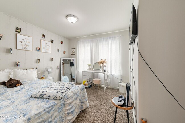 Building Photo - 205 Cane Run Ct