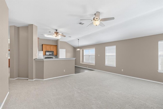 Building Photo - 257 Firwood N