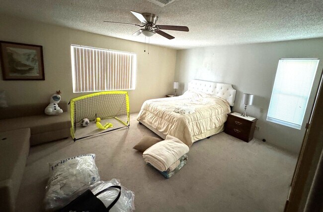 Building Photo - MLCC 3 Bedroom 2 Bath