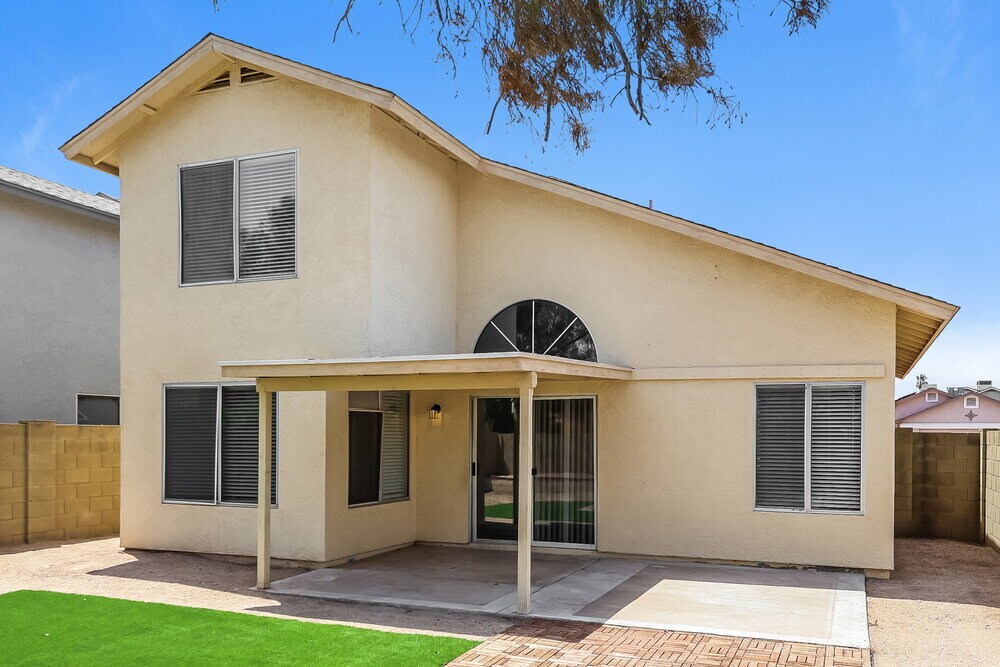 Building Photo - 3630 W Escuda Dr