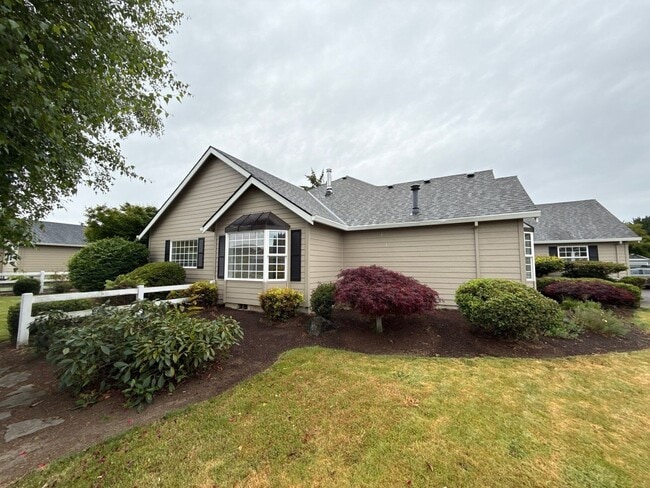 Building Photo - 191 McLaughlin Dr
