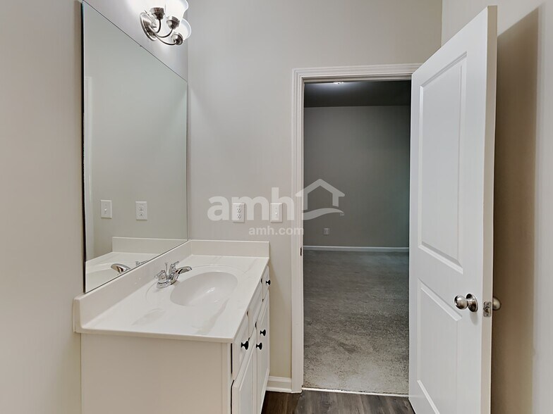 Building Photo - 3727 Woodoats Cir