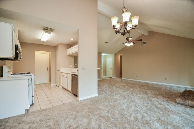 Building Photo - 3519 Cabin Pl