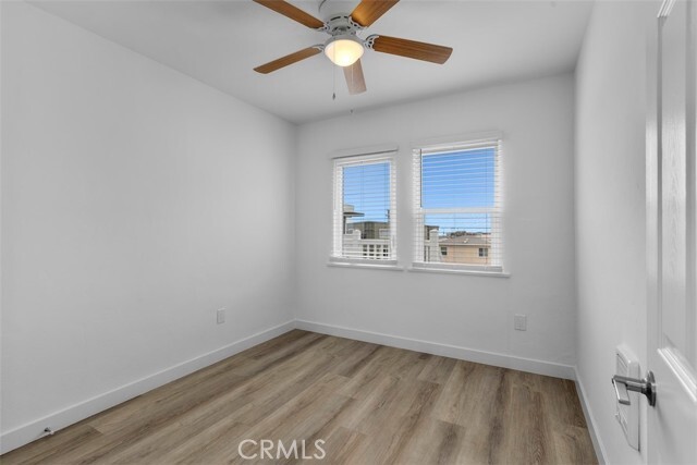 Building Photo - 908 Manhattan Ave