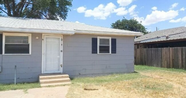 Building Photo - 2720 Colgate St