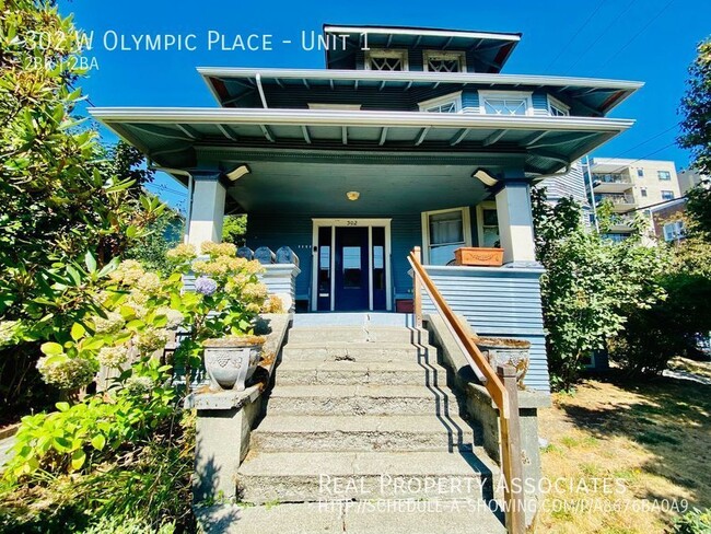 Primary Photo - Charming Fourplex Apartment in Queen Anne!