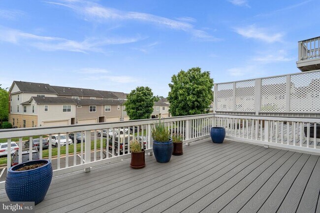 Building Photo - 43682 Chicacoon Creek Square