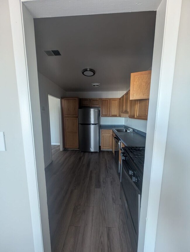 Interior Photo - Bristol House Apartments