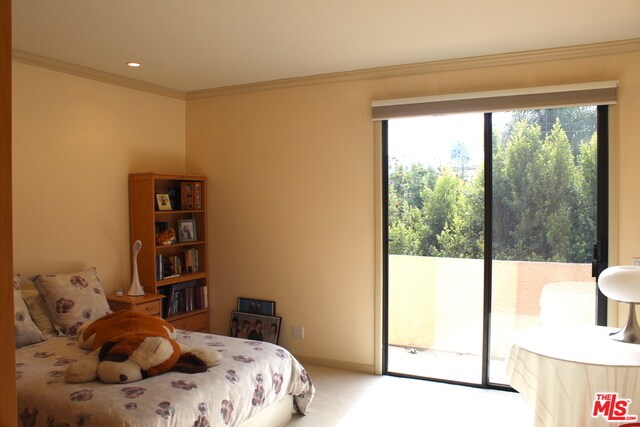 Building Photo - 10400 La Grange Ave