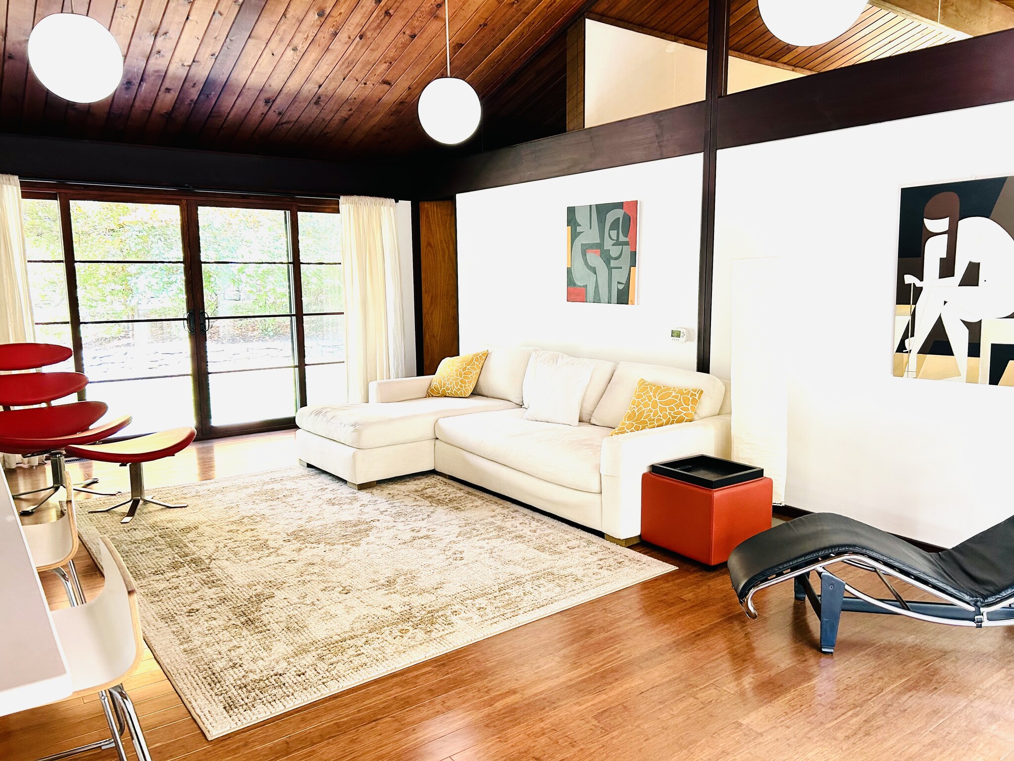 Living area - 16 Park Hill Ter