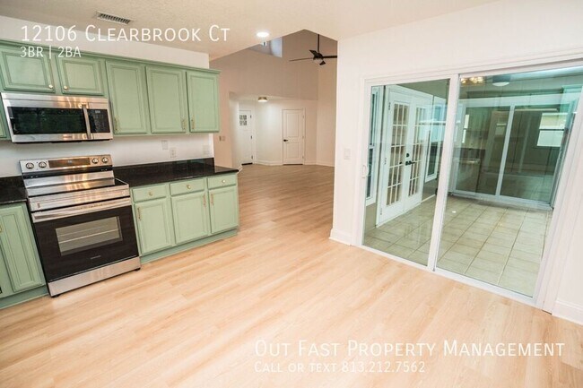 Building Photo - 12106 Clearbrook Ct