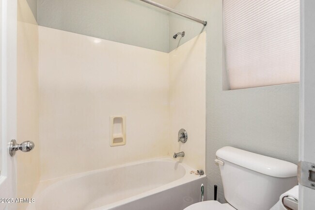 Building Photo - 305 S 165th Dr