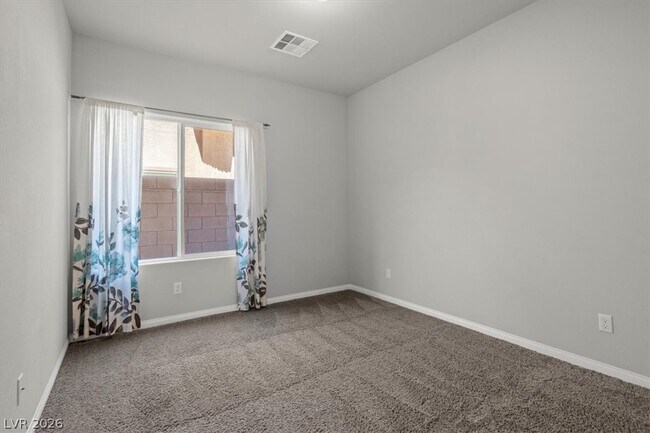 Building Photo - 4035 Beech Fern Ave