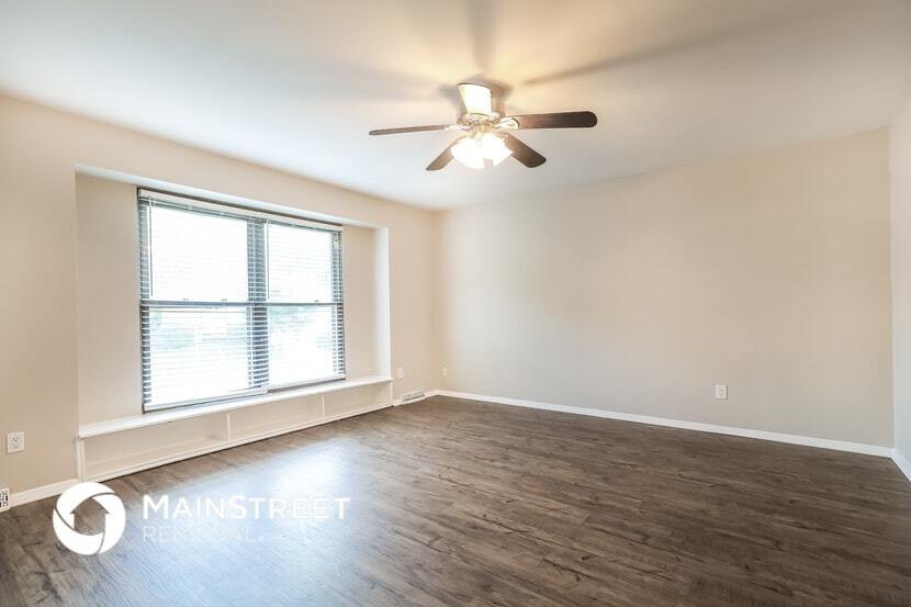 Building Photo - 1604 N Glen Ellyn St