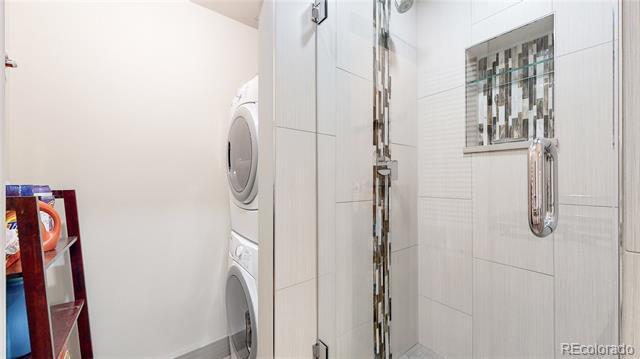 Building Photo - 2000 Little Raven St