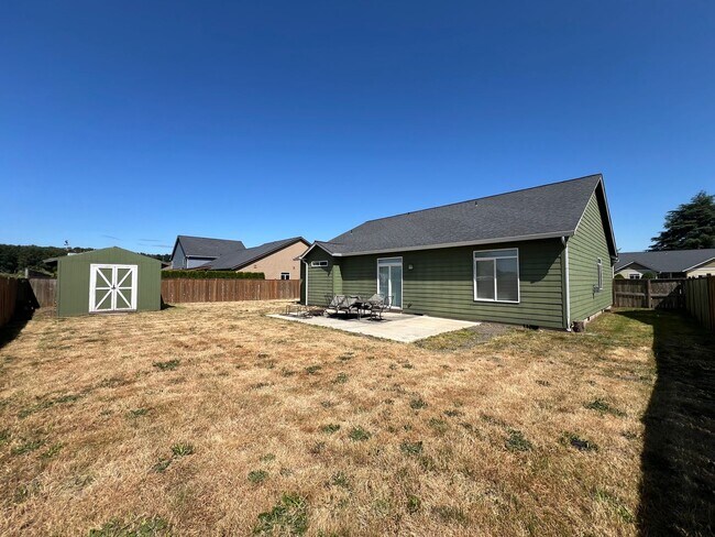 Building Photo - 431 Twin Flower Dr