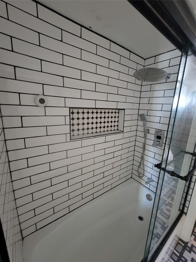 Building Photo - 215 Postoffice St