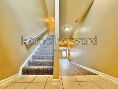 Building Photo - 216 Bass Pond Glen Dr