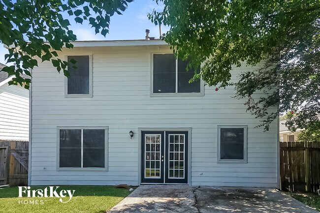 Building Photo - 7311 Village Lake Dr