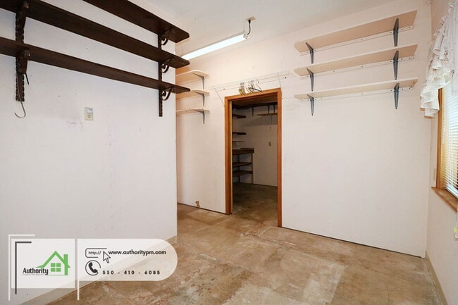 Building Photo - 4465 Red Bluff St
