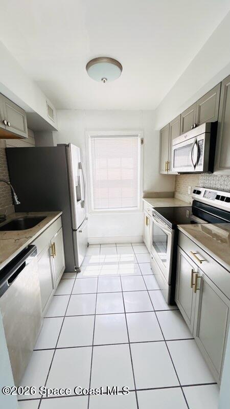 Building Photo - 120 E Colonial Ct