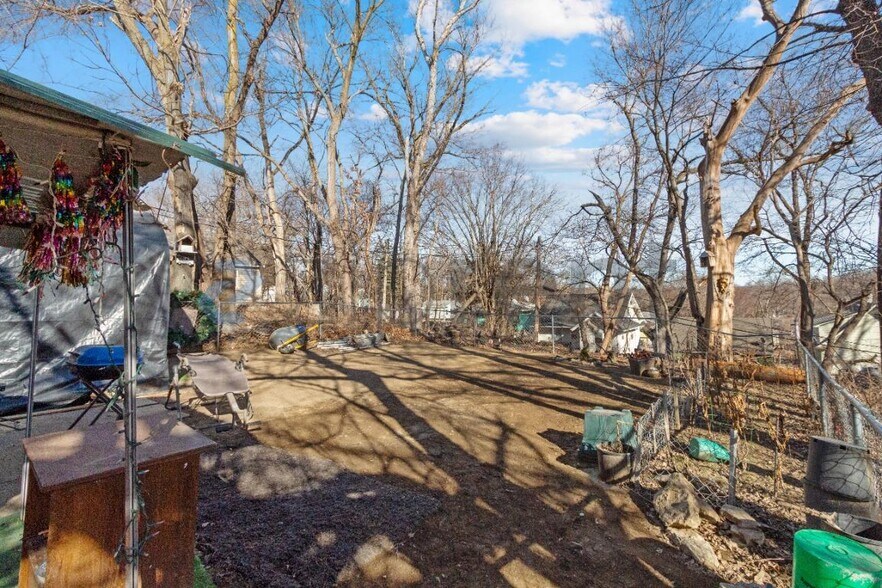 Building Photo - 4019 N 44th St