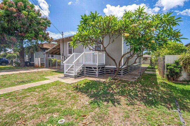 Building Photo - 91-1127-1127 Hapua St