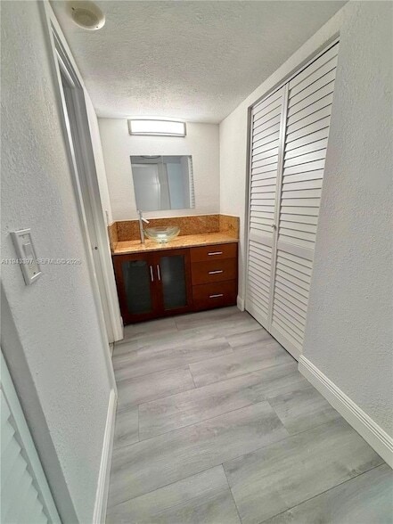 Building Photo - 9273 Collins Ave