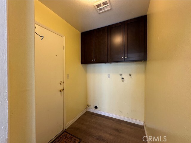 Building Photo - 1472 Forest Glen Dr