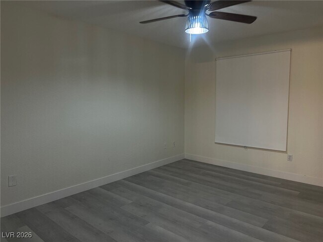 Building Photo - 8101 W Flamingo Rd