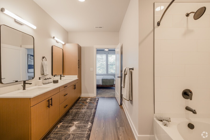 2BR, 2BA - 1,110SF - Primary Bathroom - Southerly LoSo