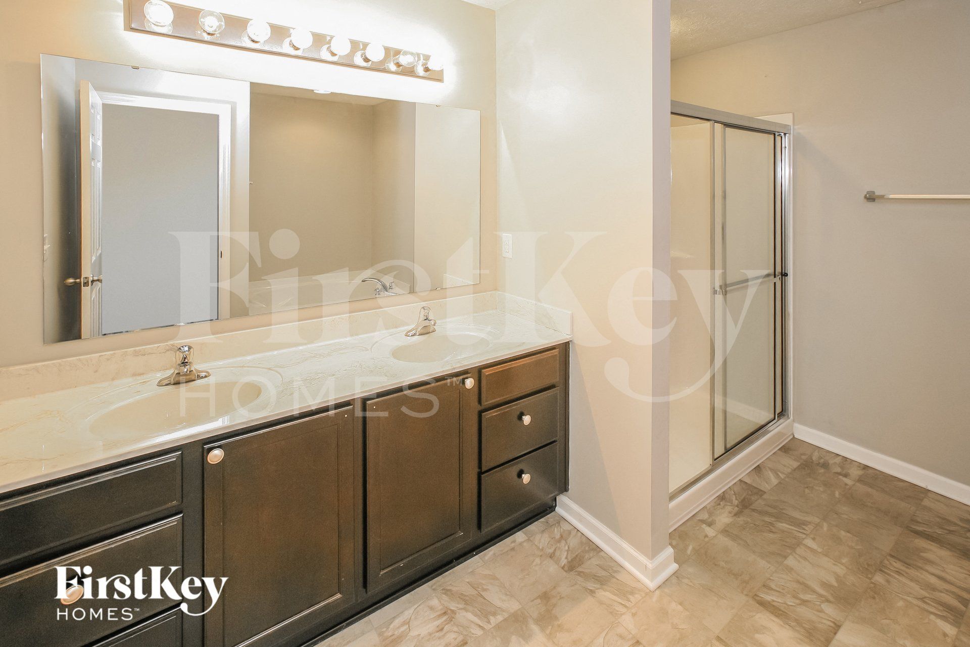 Building Photo - 958 Adena Ln