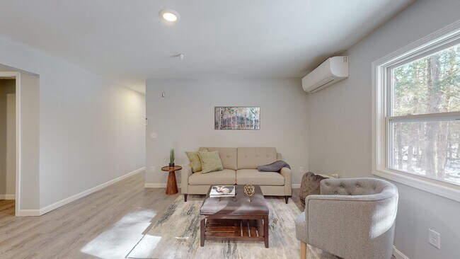 Building Photo - Nasson in the Pines