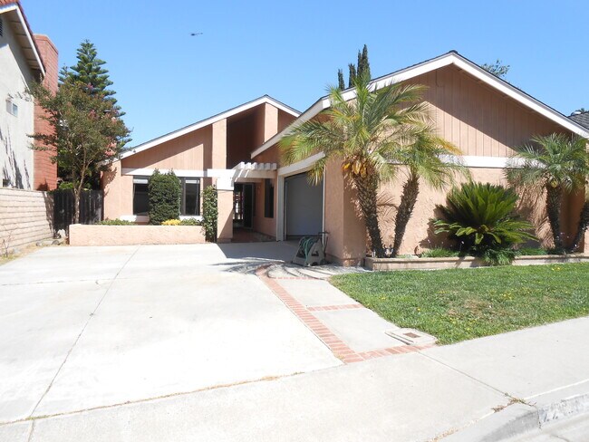 Primary Photo - 22431 Rippling Brook