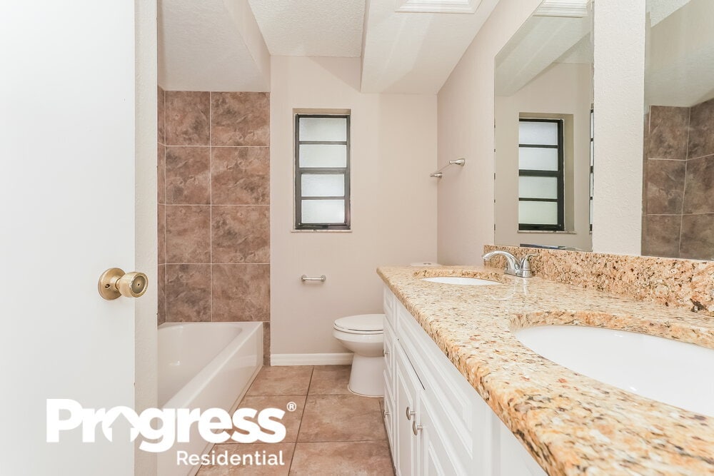 Building Photo - 5206 Hope Ln