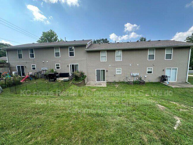 Building Photo - 104 Francis St