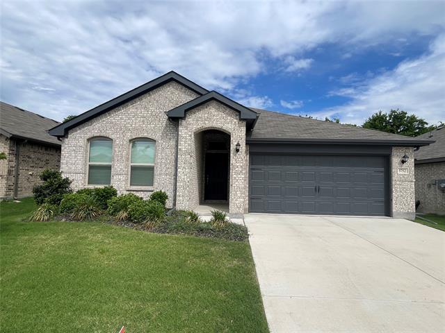 Building Photo - 5752 Brookville Dr