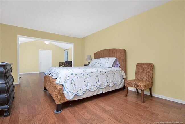 Building Photo - 3305 Hutton Pl
