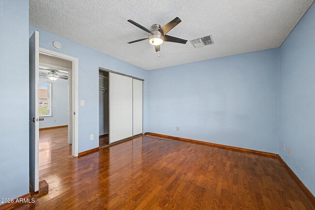 Building Photo - 1455 W Mohawk Ln
