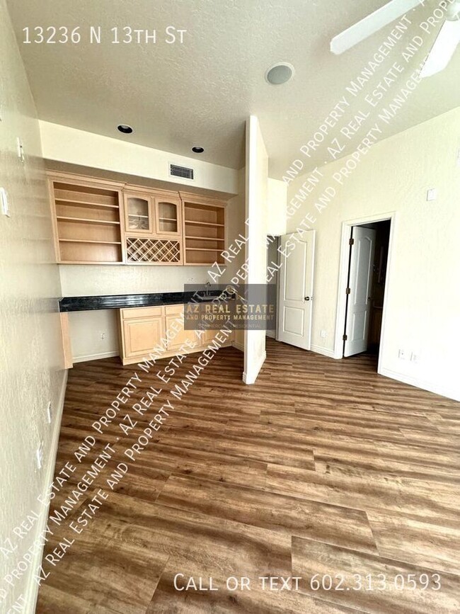 Building Photo - 13236 N 13th St